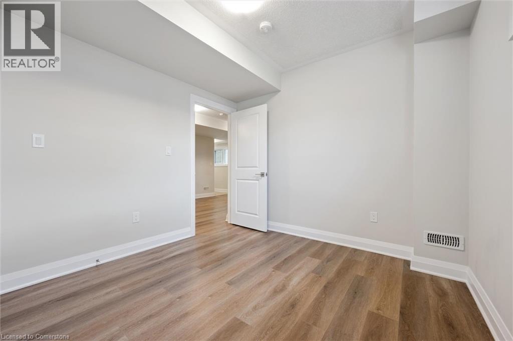 Photo 12 of 575 Balsam Poplar Street Unit Lower, Waterloo ON