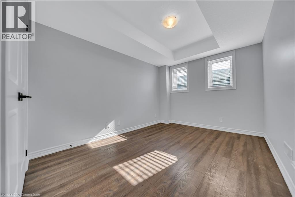Photo 15 of 235 Chapel Hill Drive Unit 11, Kitchener ON