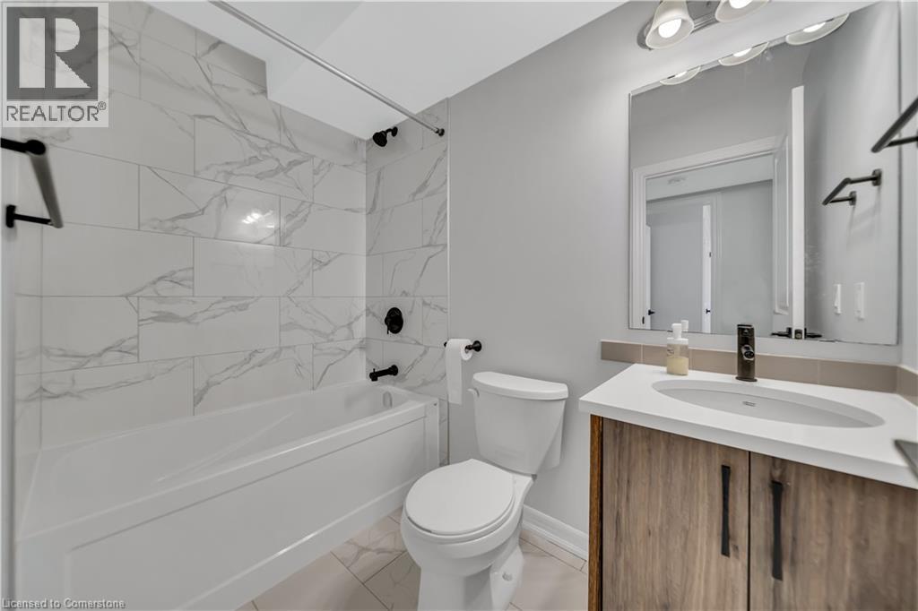 Photo 17 of 235 Chapel Hill Drive Unit 11, Kitchener ON
