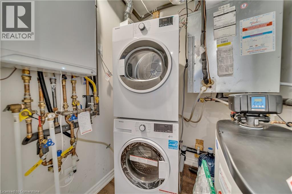 Photo 18 of 235 Chapel Hill Drive Unit 11, Kitchener ON