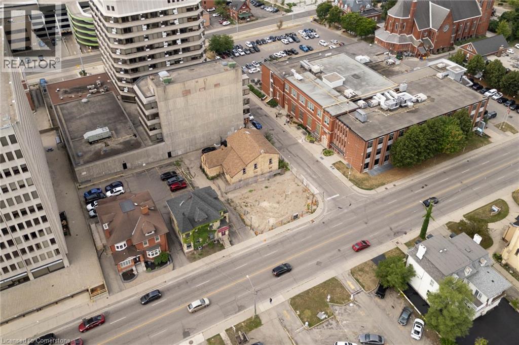 Photo 5 of 21 Weber Street W, Kitchener ON