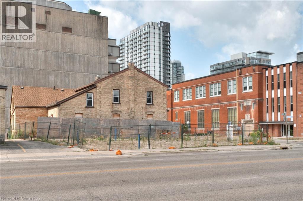 Photo 7 of 21 Weber Street W, Kitchener ON