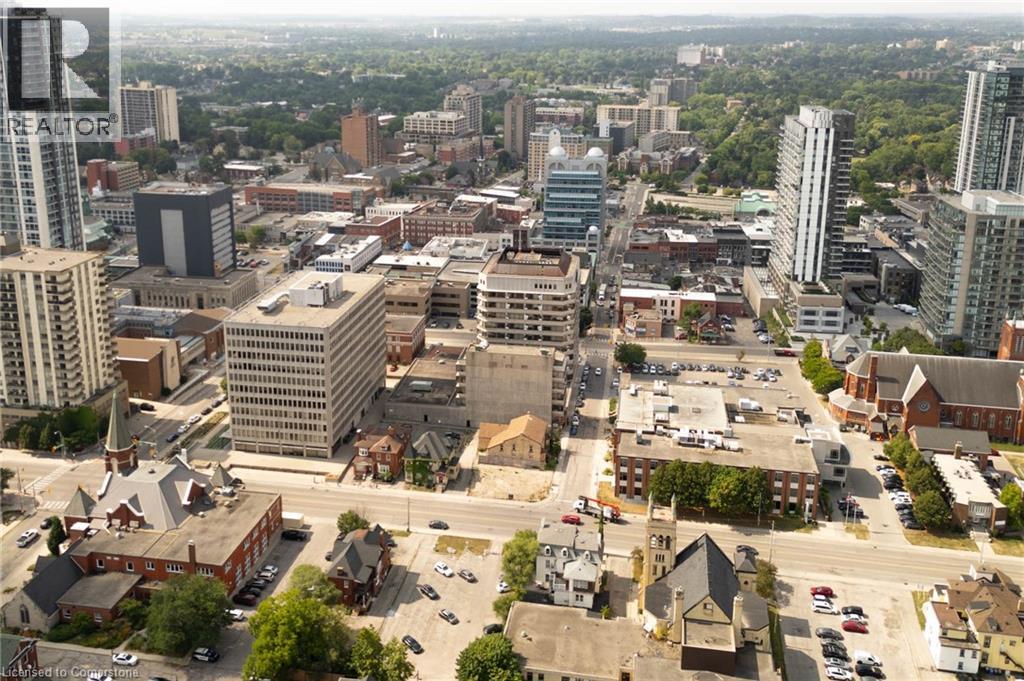 Photo 9 of 21 Weber Street W, Kitchener ON