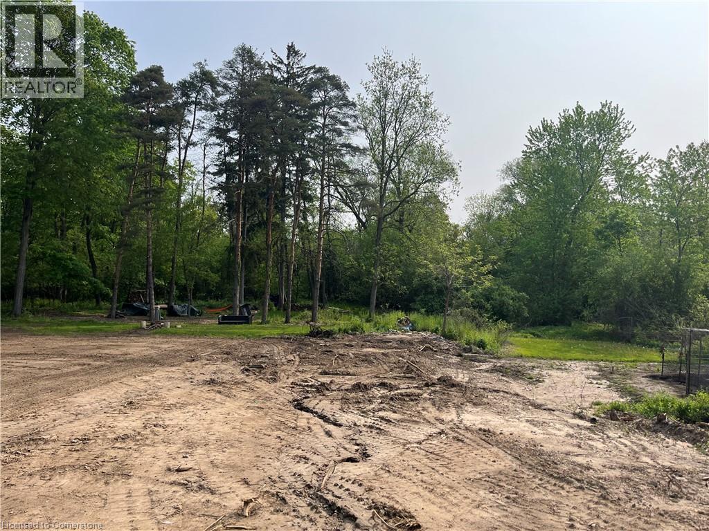 Photo 4 of 16 Mcdougall Road, Waterloo ON