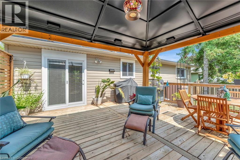 Photo 5 of 11 Brassey Court, Kitchener ON