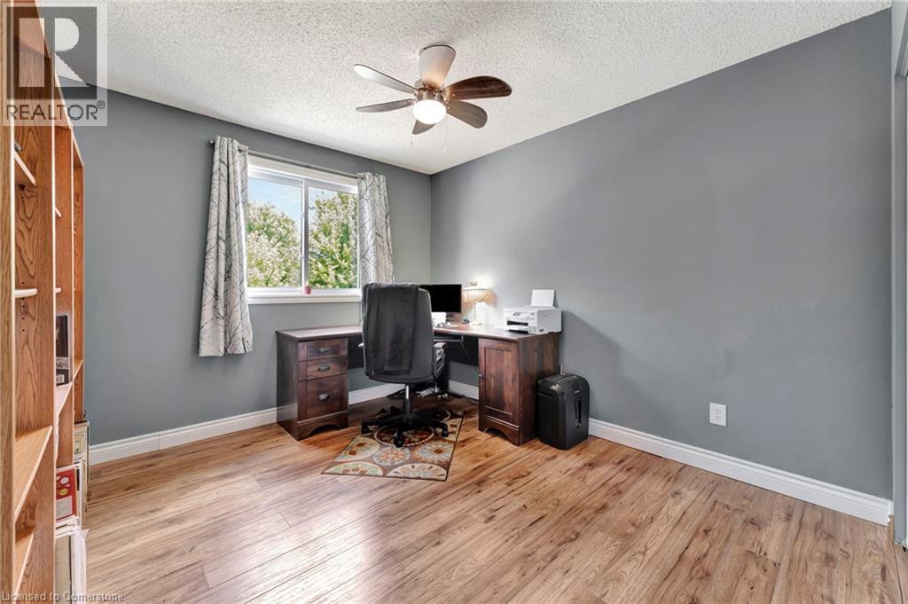 Photo 9 of 11 Brassey Court, Kitchener ON