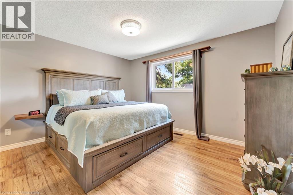 Photo 17 of 11 Brassey Court, Kitchener ON