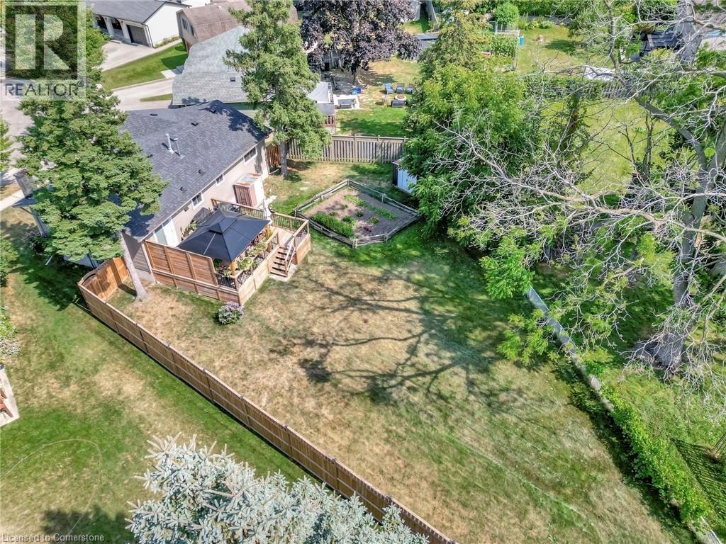 Photo 35 of 11 Brassey Court, Kitchener ON