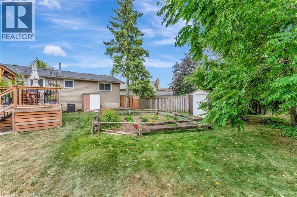 Photo 25 of 11 Brassey Court, Kitchener ON