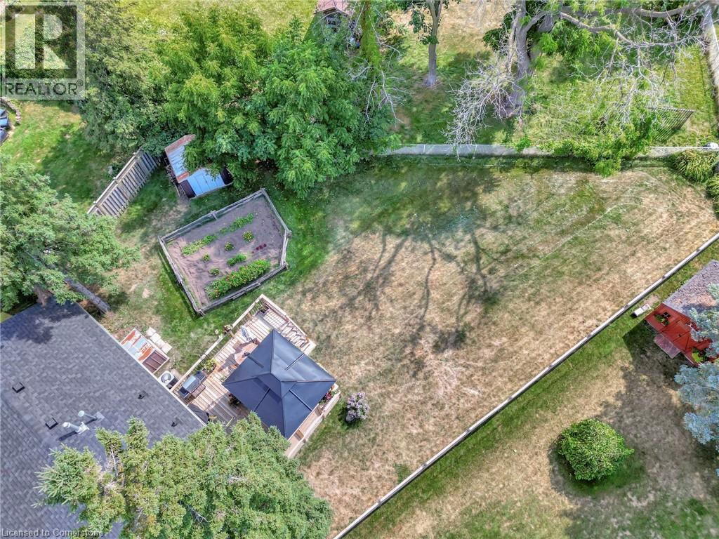 Photo 38 of 11 Brassey Court, Kitchener ON