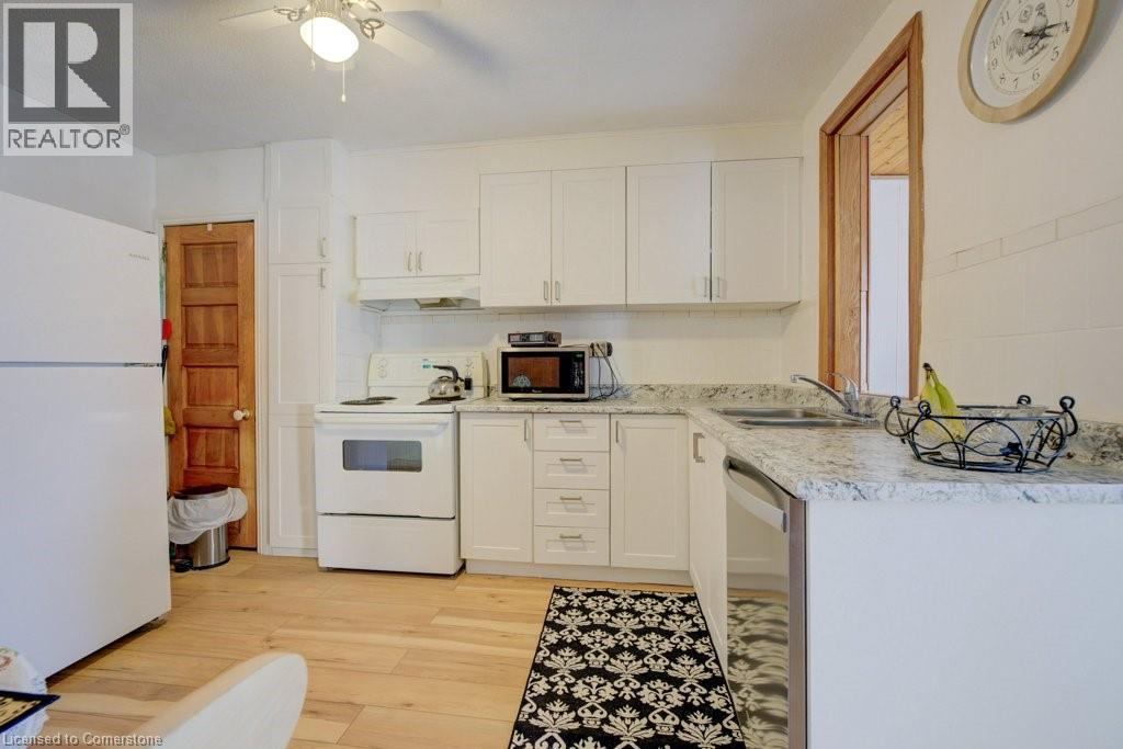 Photo 17 of 458 Upper Wentworth Street, Hamilton ON