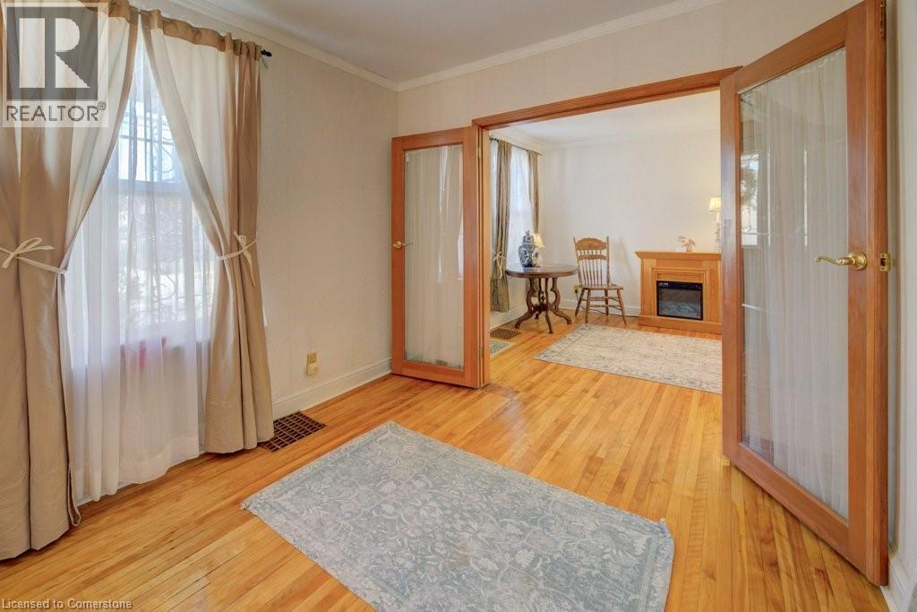 Photo 2 of 458 Upper Wentworth Street, Hamilton ON