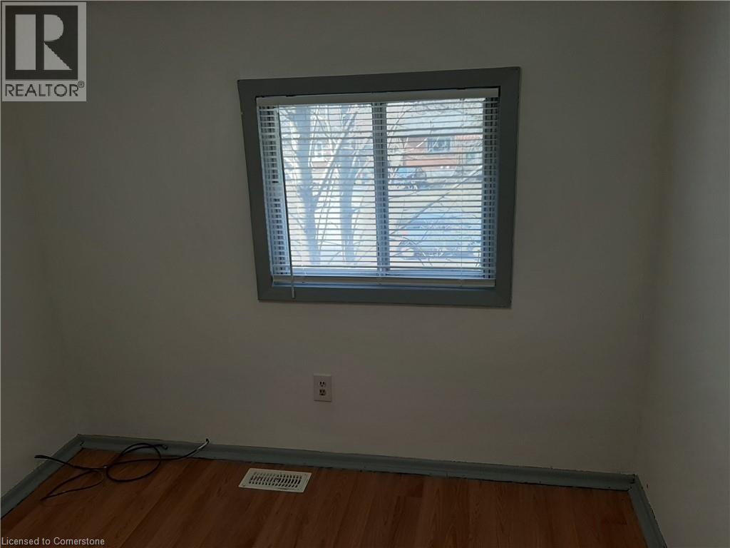 Photo 9 of 201 Erb Street E Unit A, Waterloo ON
