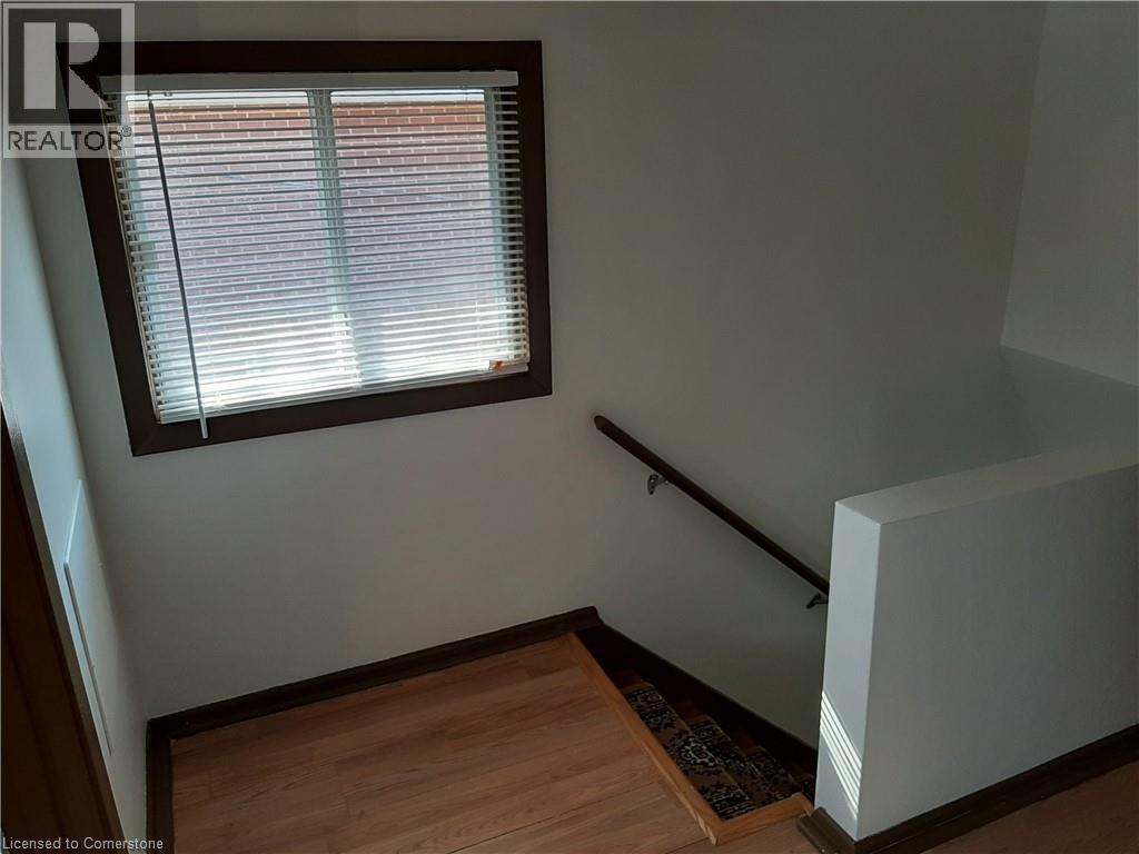 Photo 11 of 201 Erb Street E Unit A, Waterloo ON