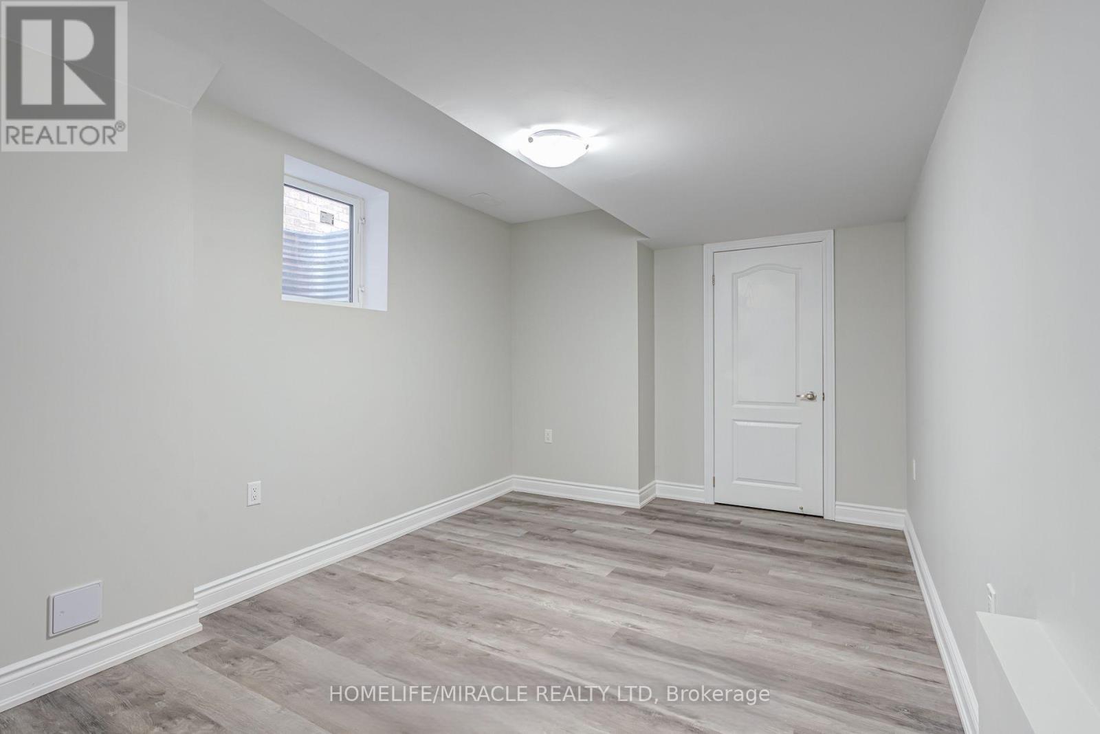 Photo 9 of Legal Bsmt 190 Fandango Drive, Brampton ON