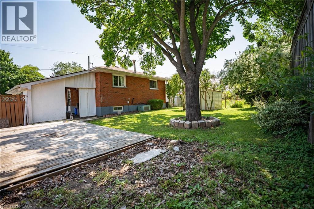Photo 33 of 271 South Drive, Simcoe ON