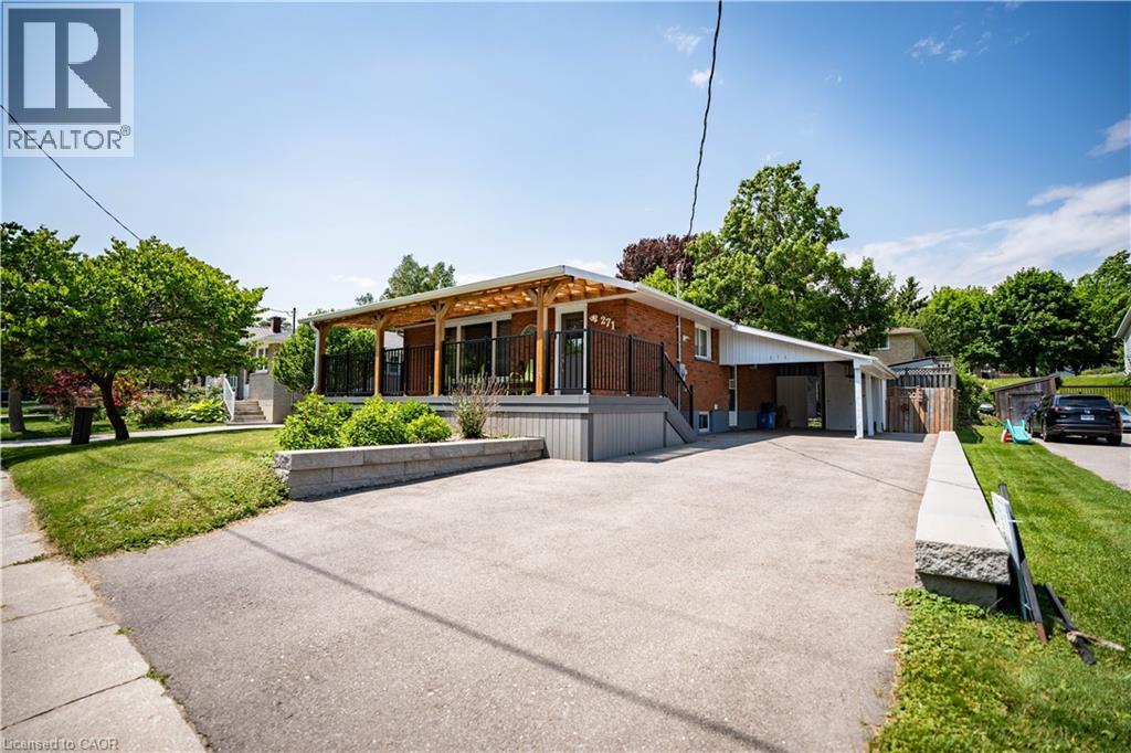 Photo 11 of 271 South Drive, Simcoe ON