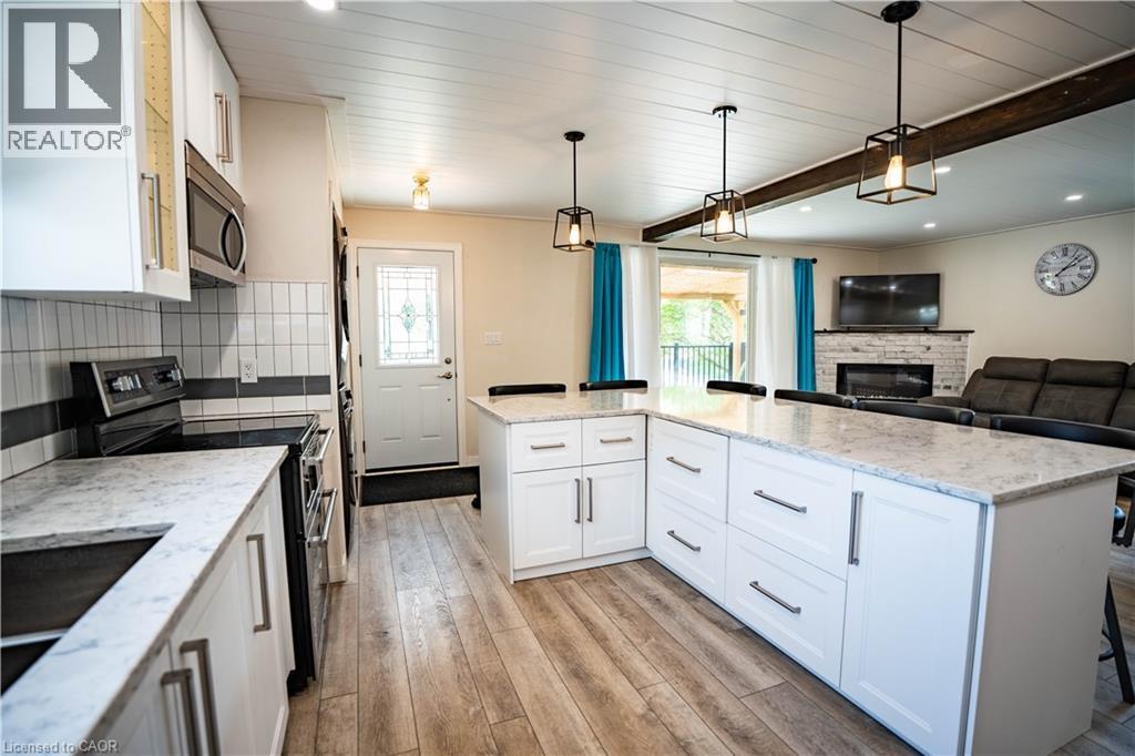 Photo 5 of 271 South Drive, Simcoe ON