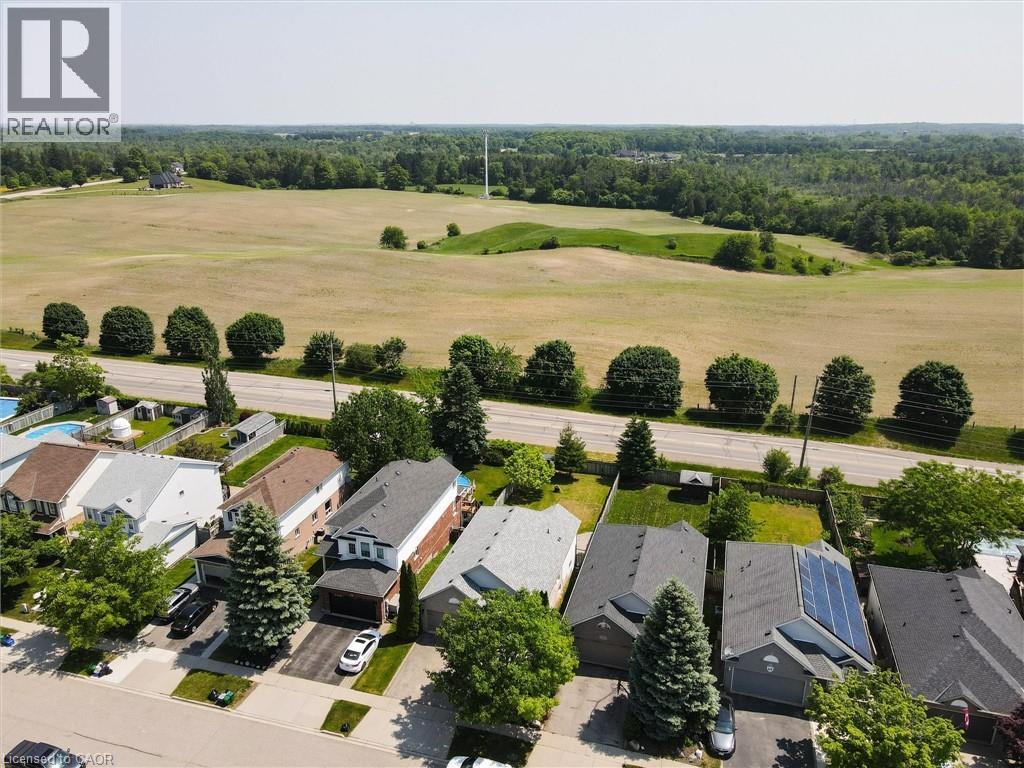 Photo 42 of 56 Sweeney Crescent, Cambridge ON