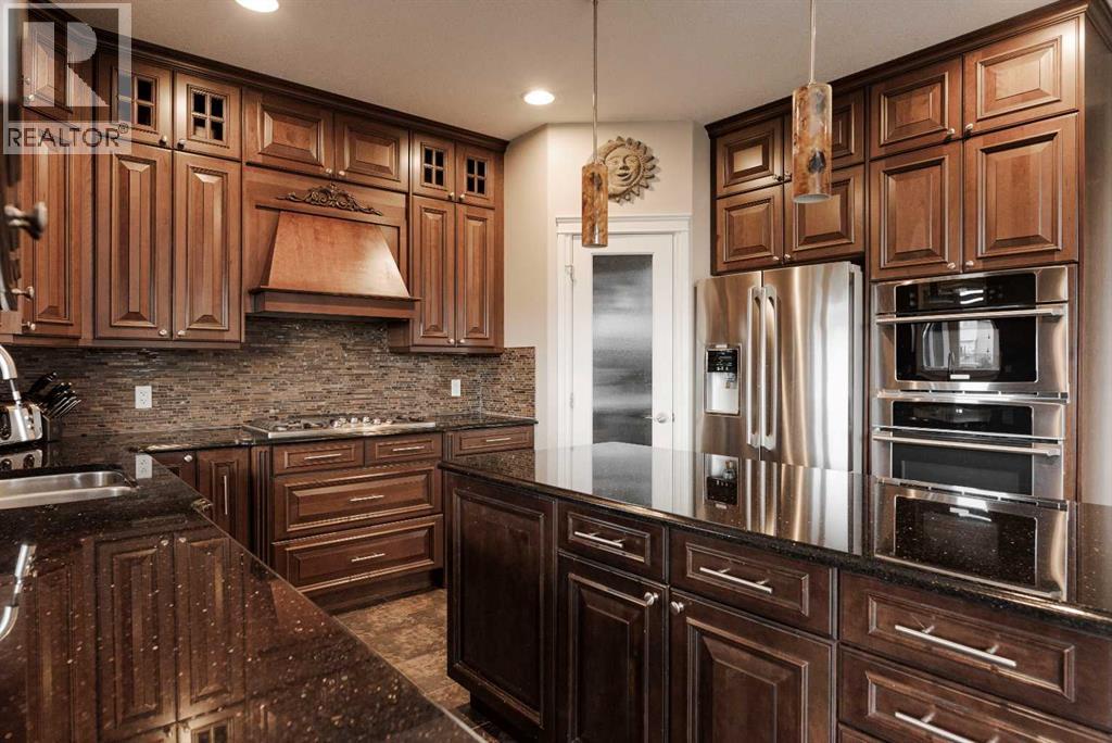 Photo 10 of 243 Wild Rose Street, Fort Mcmurray AB
