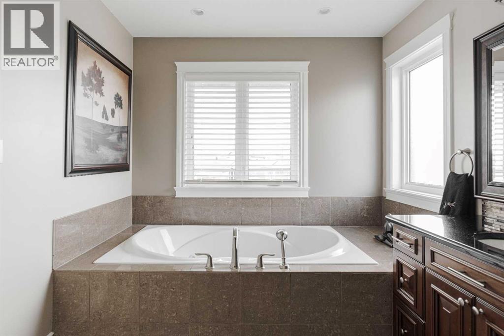 Photo 30 of 243 Wild Rose Street, Fort Mcmurray AB