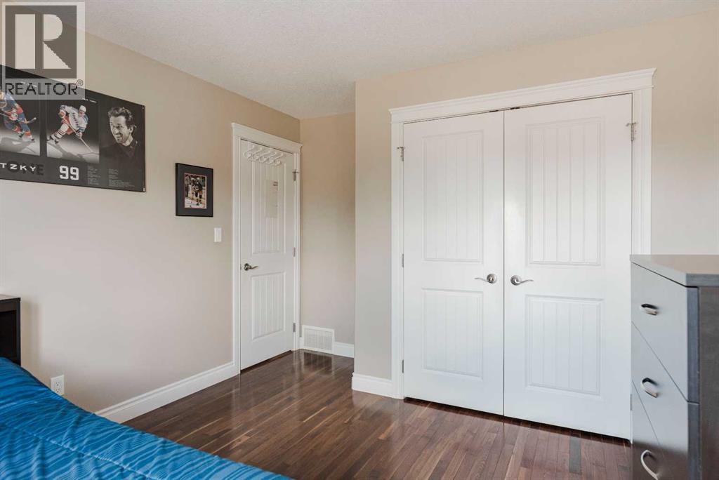 Photo 37 of 243 Wild Rose Street, Fort Mcmurray AB