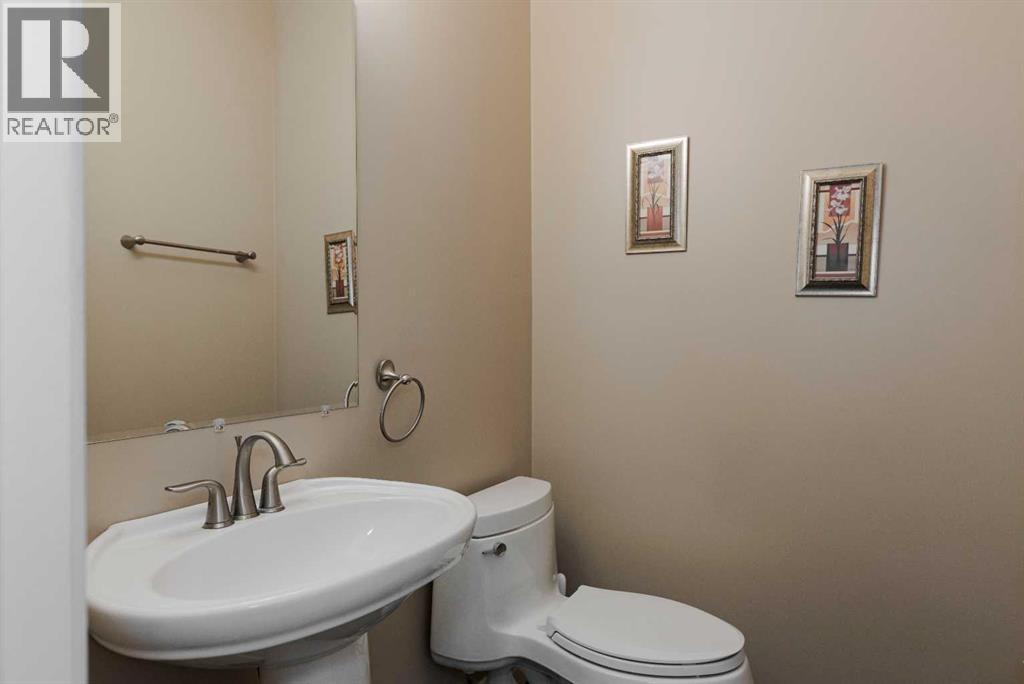 Photo 22 of 243 Wild Rose Street, Fort Mcmurray AB