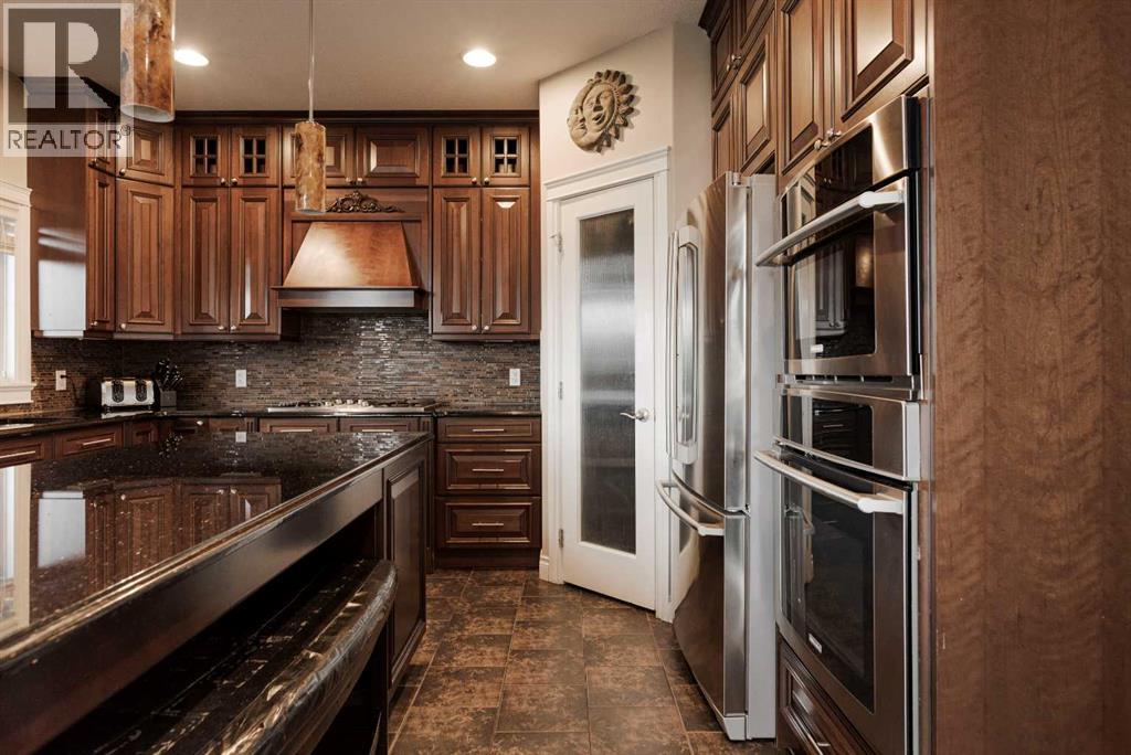 Photo 16 of 243 Wild Rose Street, Fort Mcmurray AB
