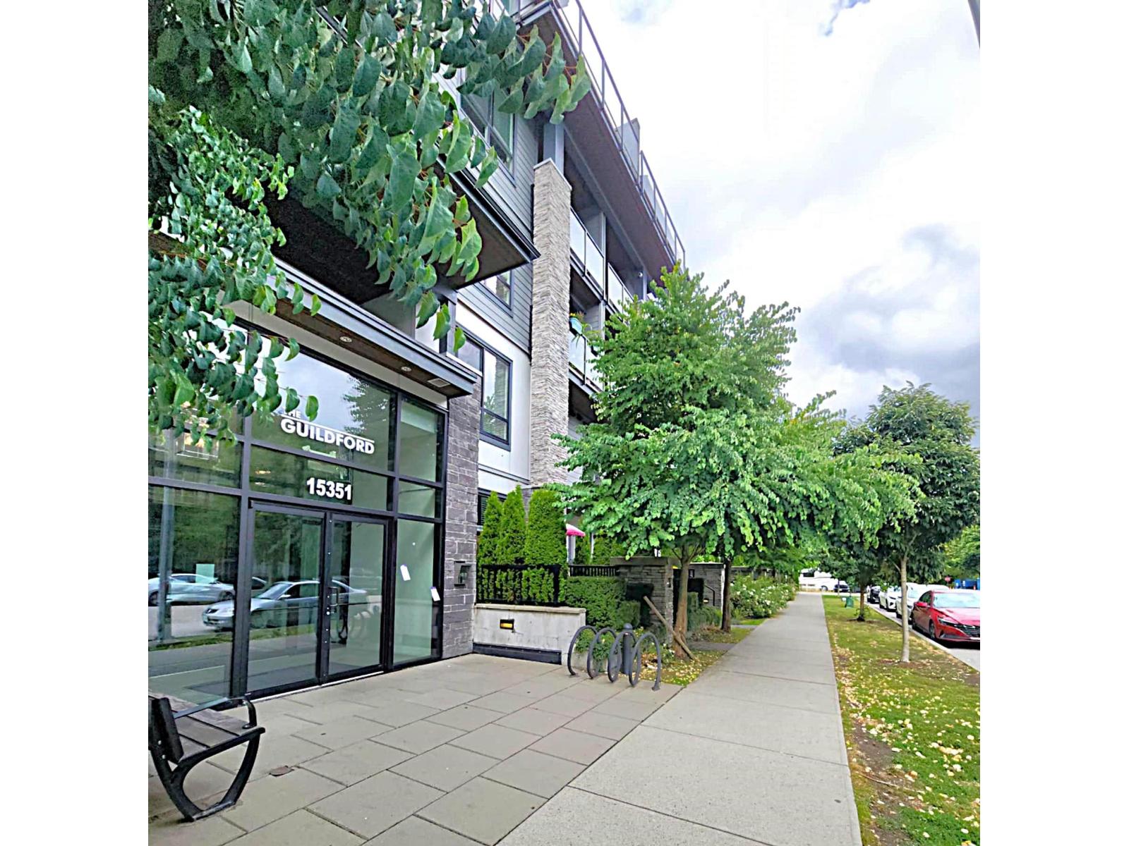 Photo 3 of 409 15351 101 Avenue, Surrey BC