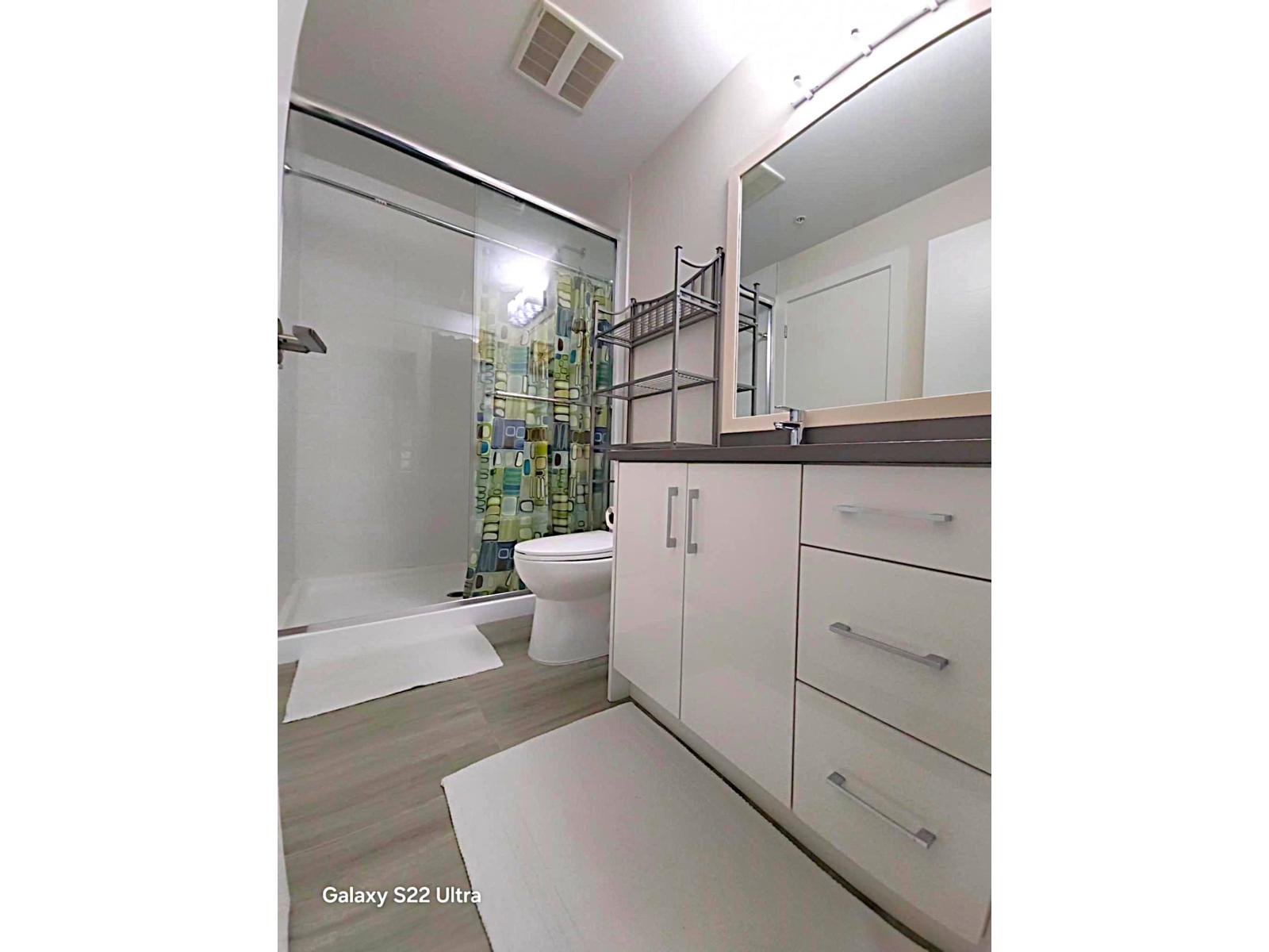 Photo 18 of 409 15351 101 Avenue, Surrey BC