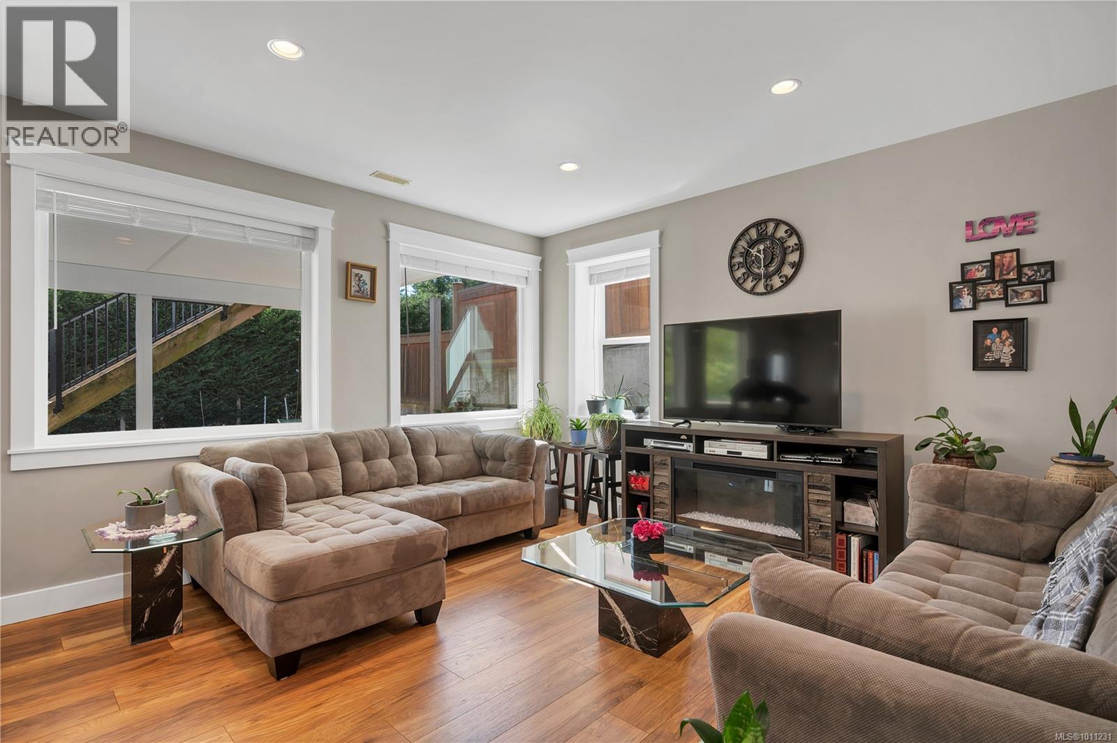 Photo 21 of 2613 Sunderland Rd, Campbell River BC