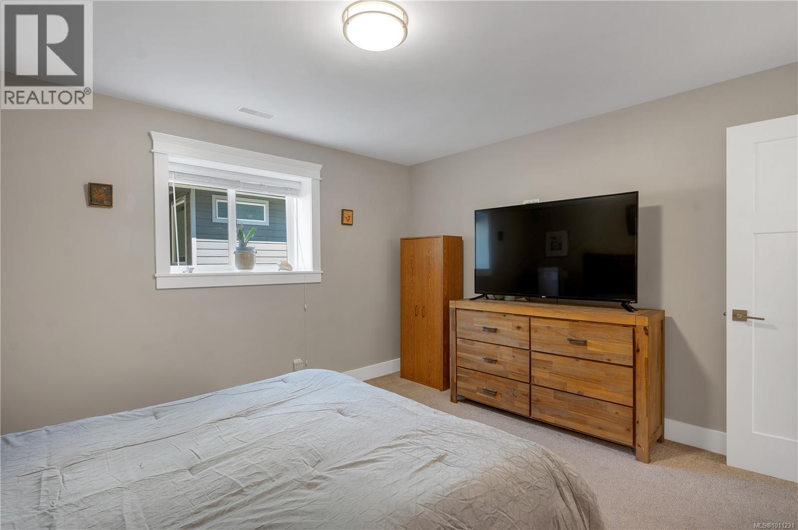 Photo 22 of 2613 Sunderland Rd, Campbell River BC