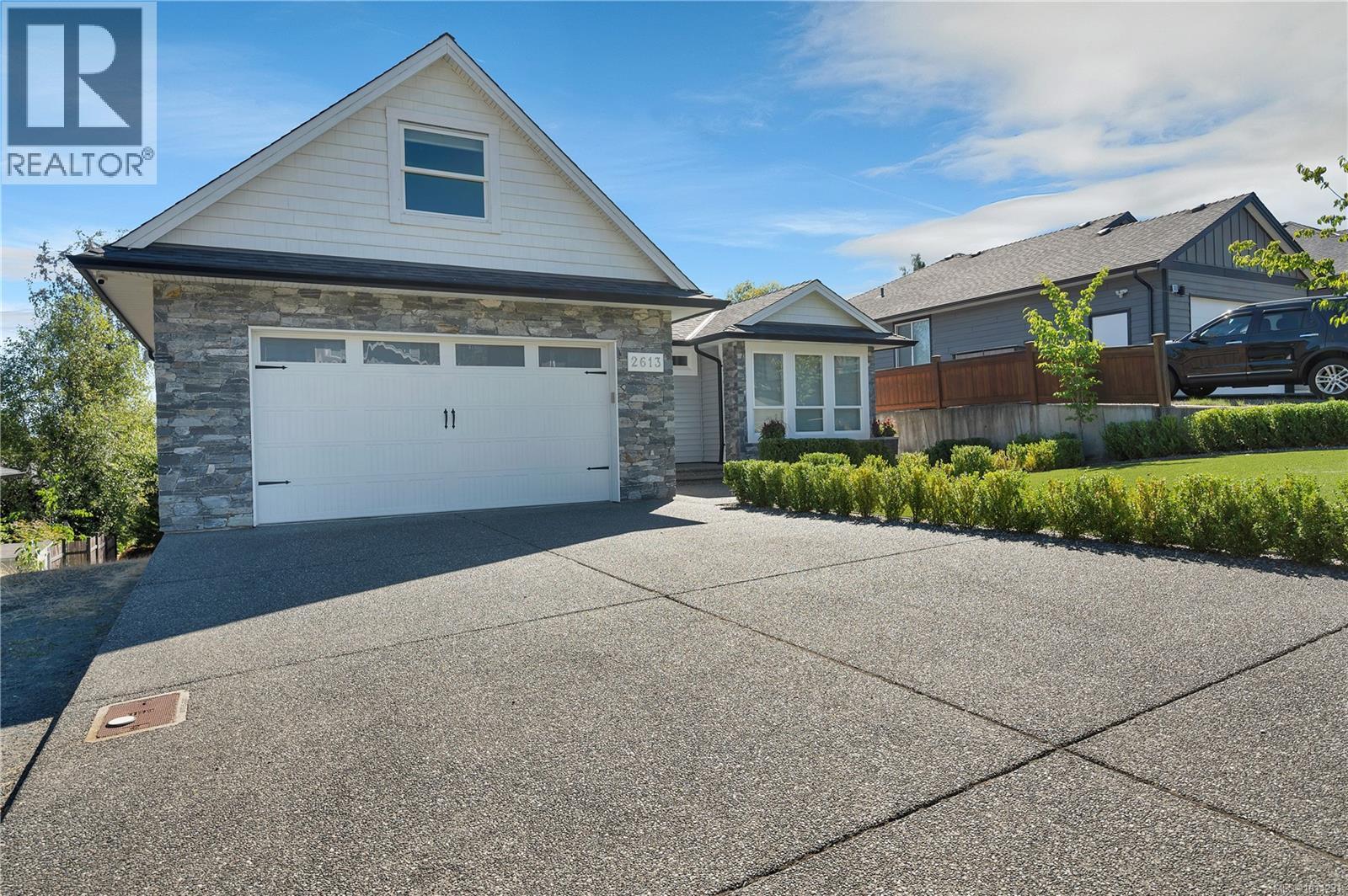 Photo 61 of 2613 Sunderland Rd, Campbell River BC