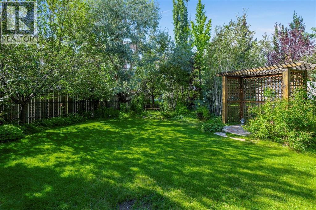 Single Family House for Sale in  Royal Terrace NW Royal Oak Calgary 
