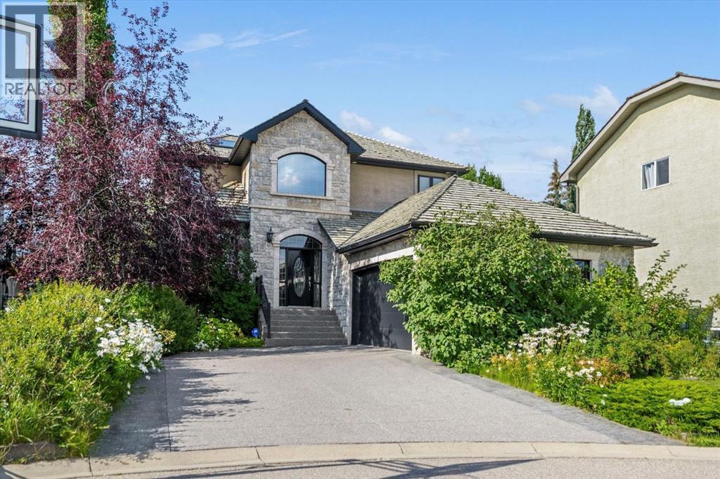 Single Family House for Sale in  Royal Terrace NW Royal Oak Calgary 