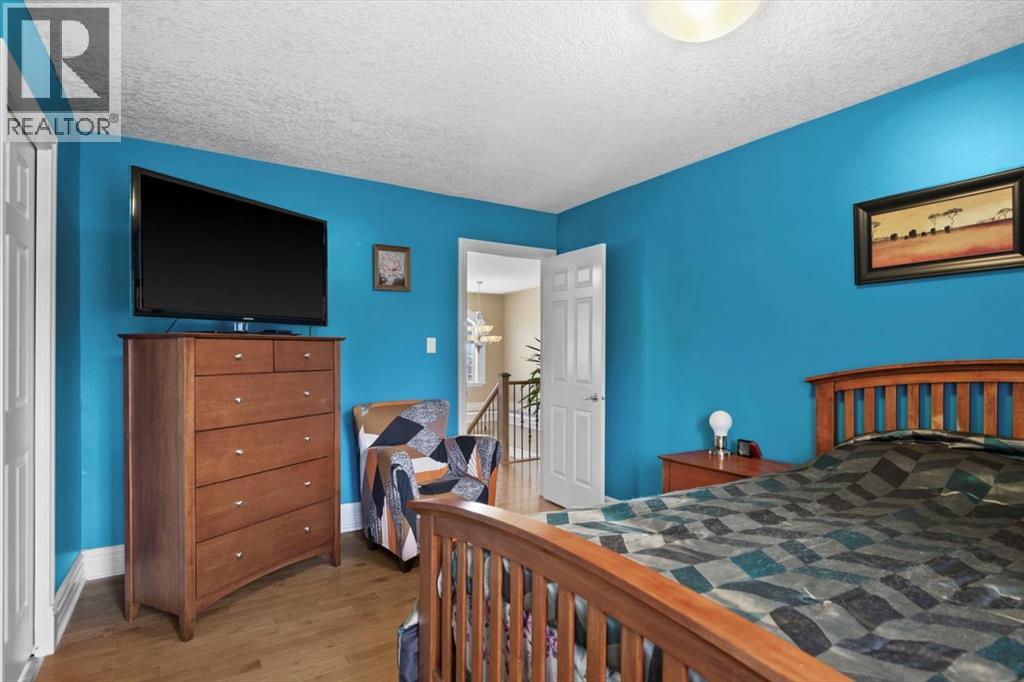 Single Family House for Sale in  Royal Terrace NW Royal Oak Calgary 