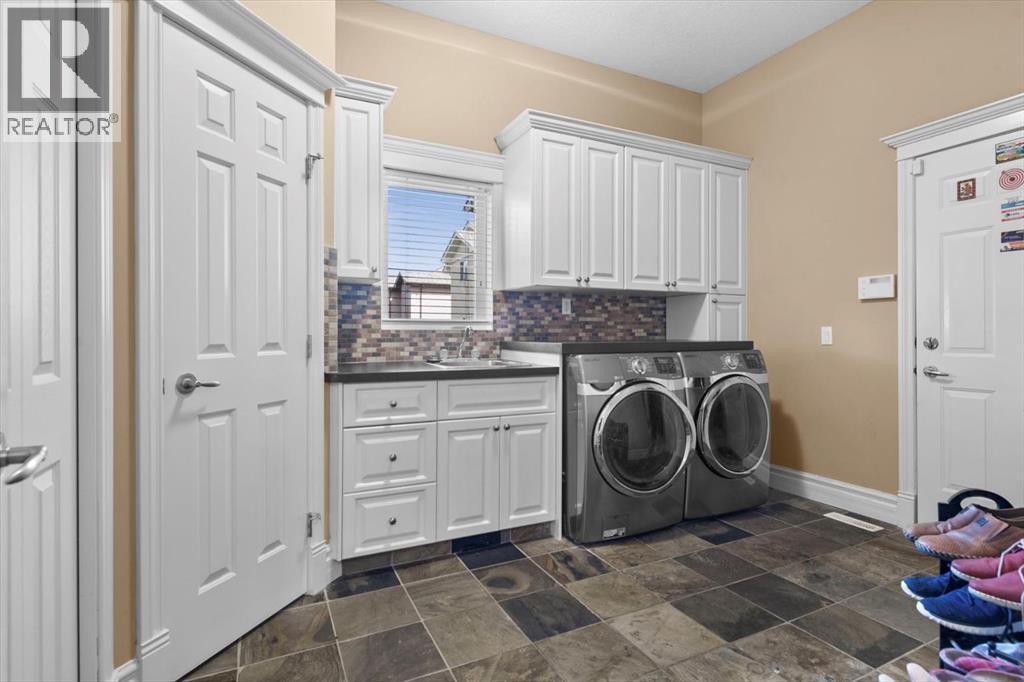 Single Family House for Sale in  Royal Terrace NW Royal Oak Calgary 