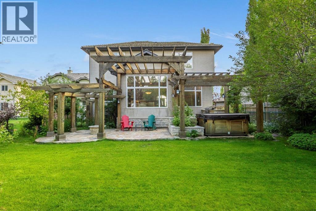 Single Family House for Sale in  Royal Terrace NW Royal Oak Calgary 