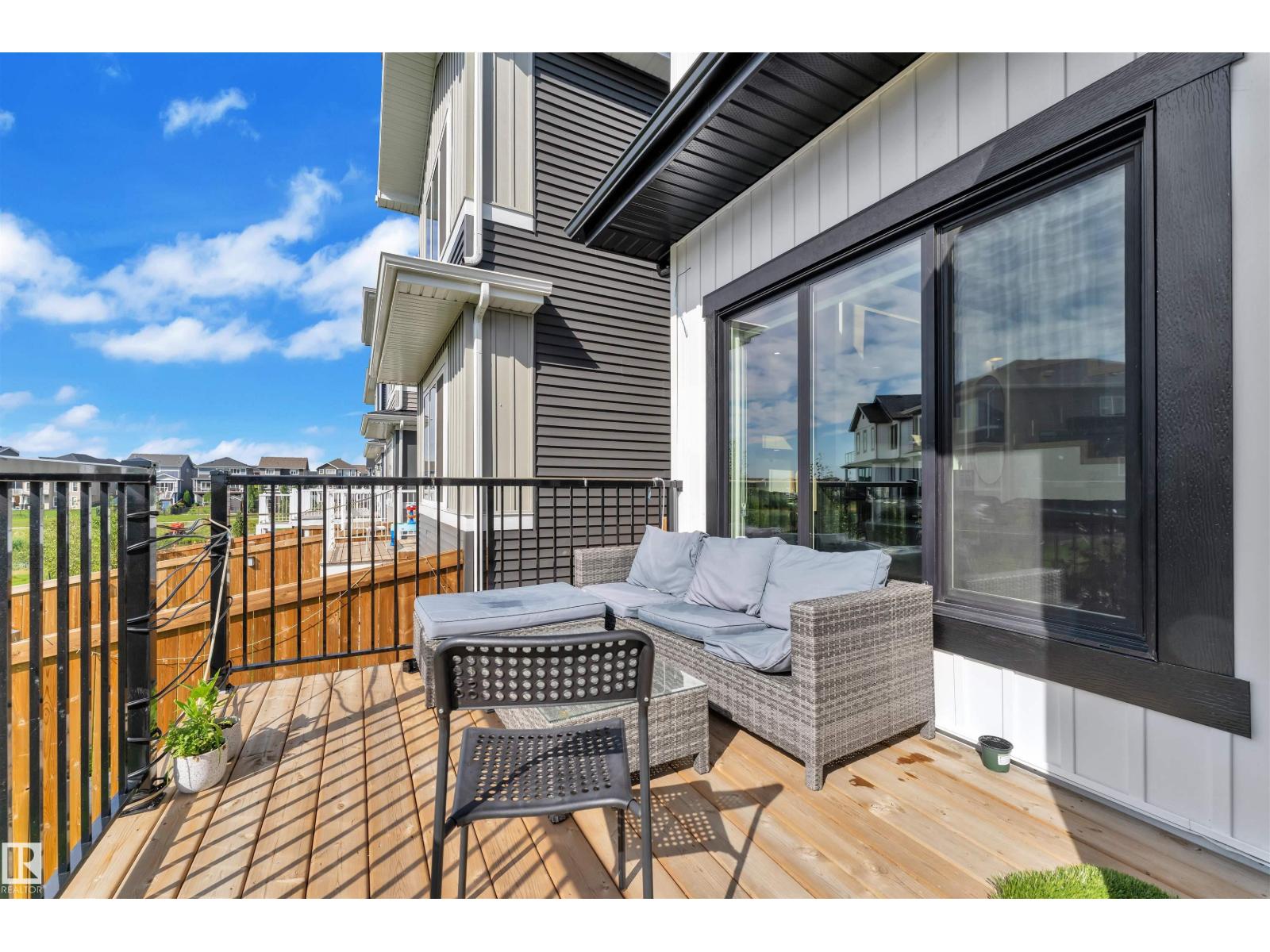 Photo 5 of 1924 164 St Sw, Edmonton AB
