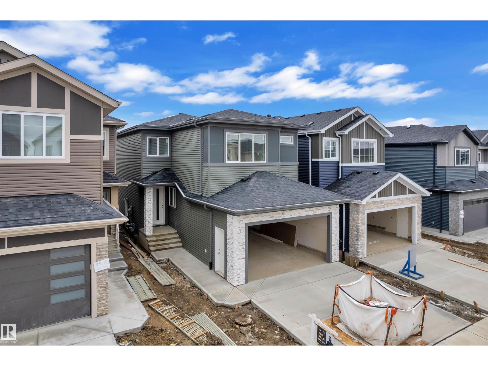 Photo 8 of 3519 42 Av, Beaumont AB