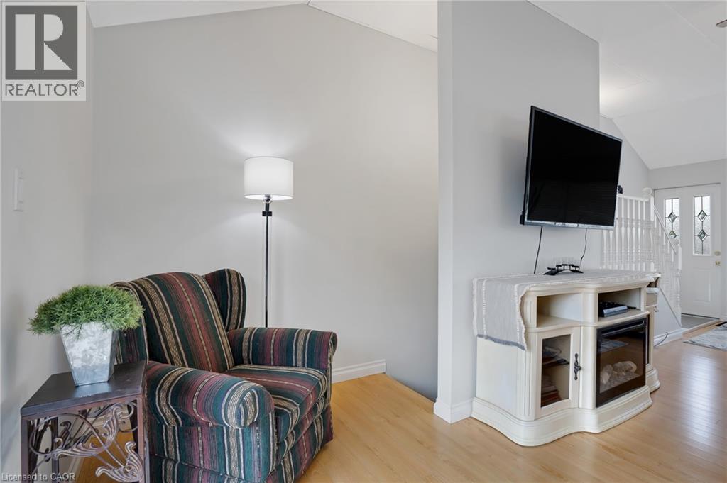 Photo 17 of 7011 Wellington Road 124, Guelph Eramosa ON