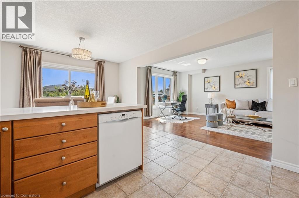 Photo 11 of 383 Tealby Crescent, Waterloo ON