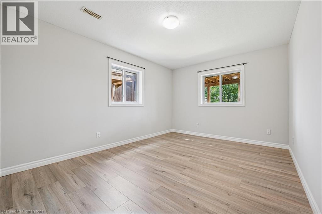 Photo 19 of 383 Tealby Crescent, Waterloo ON