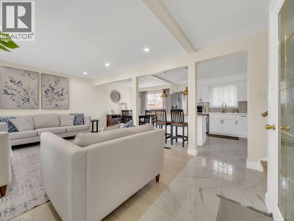 Photo 37 of 75 Bettley Crescent, Kitchener ON