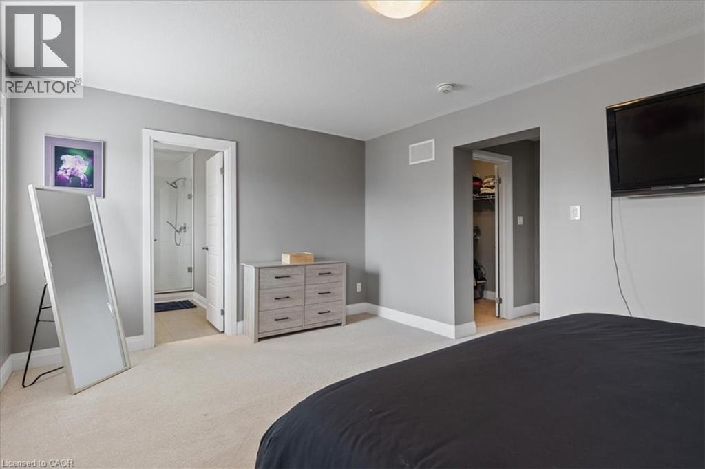 Photo 27 of 504 Equestrian Way, Cambridge ON