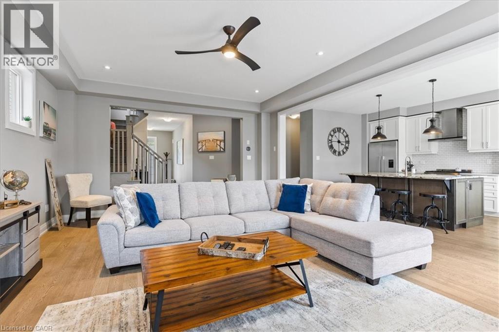 Photo 26 of 504 Equestrian Way, Cambridge ON