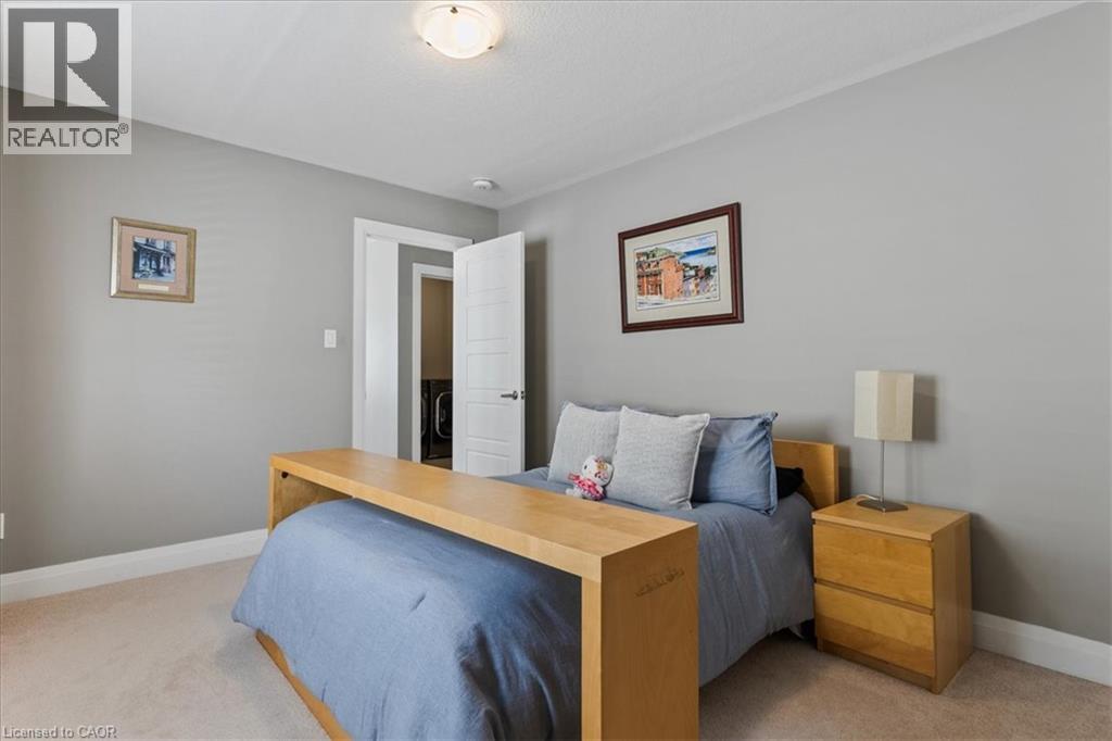 Photo 39 of 504 Equestrian Way, Cambridge ON