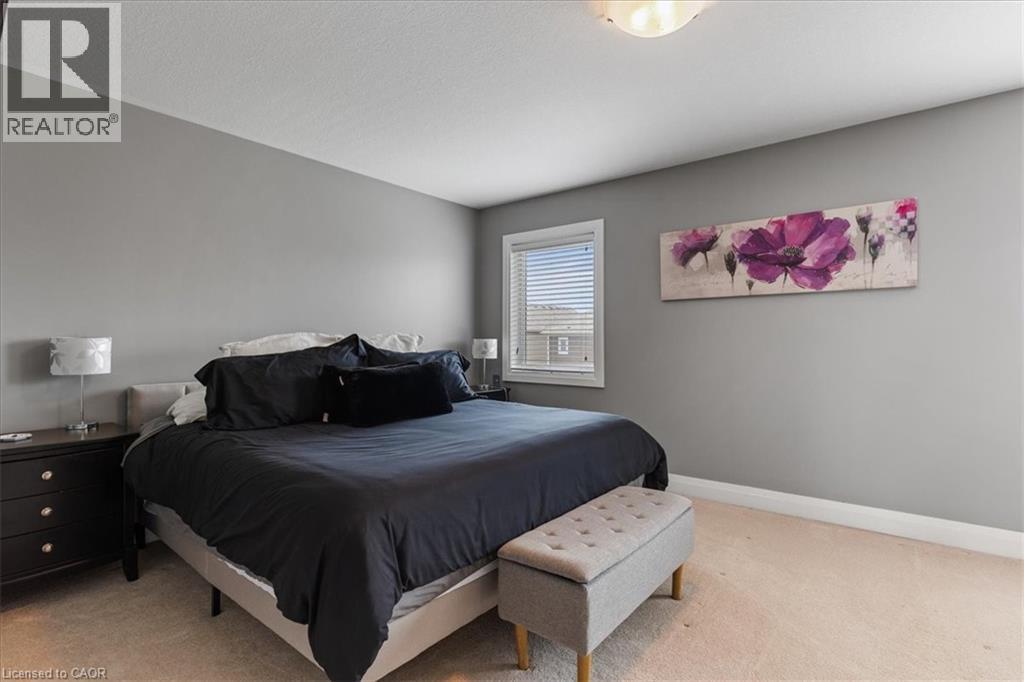 Photo 5 of 504 Equestrian Way, Cambridge ON