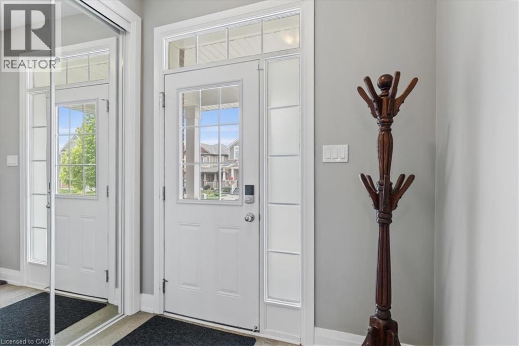 Photo 41 of 504 Equestrian Way, Cambridge ON