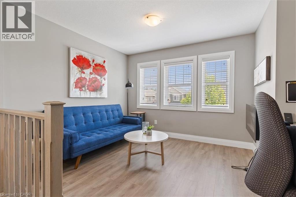 Photo 38 of 504 Equestrian Way, Cambridge ON